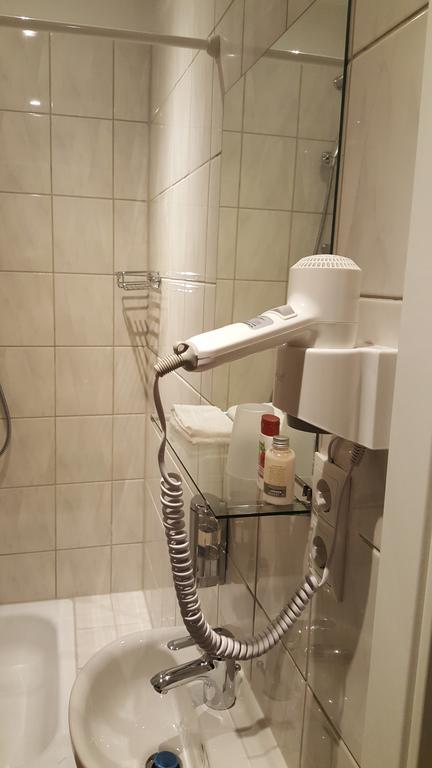 Elifim Hotel Berlin Ngoại thất bức ảnh